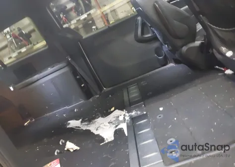 2018 Dodge Grand Caravan Gt from USA, damaged, VIN 2C4RDGEG3JR195660